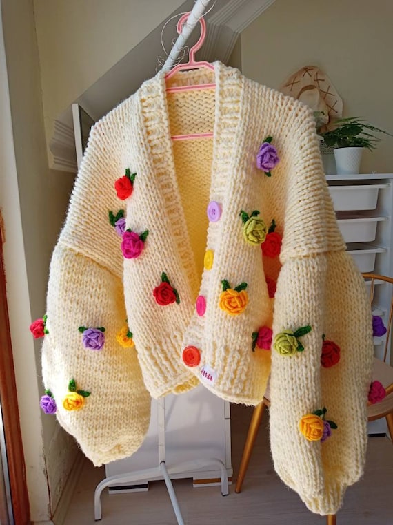 blumen-strickjacke-049sxc-1.jpg